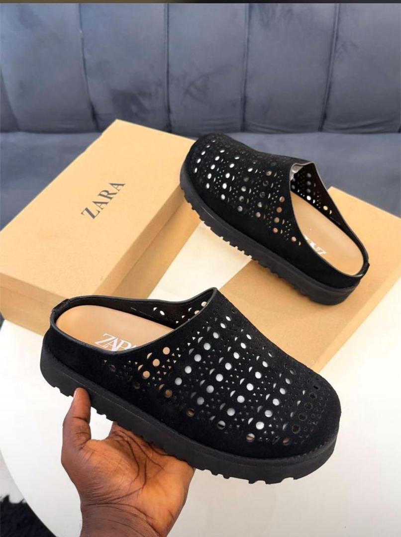 ZARA Men’s fashion shoes 