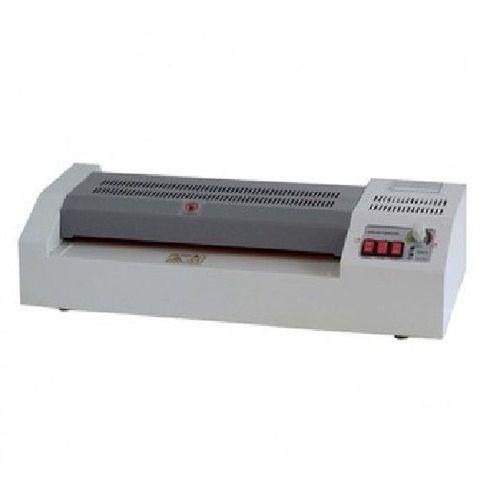 Laminating machine 